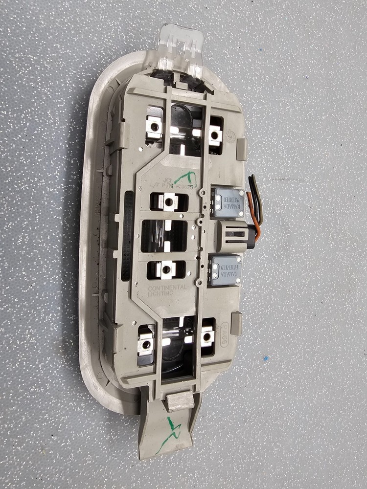 🔥2007- 2011 Chevy Impala Dome Map Reading Lamp Light GRAY GREY A37 TESTED