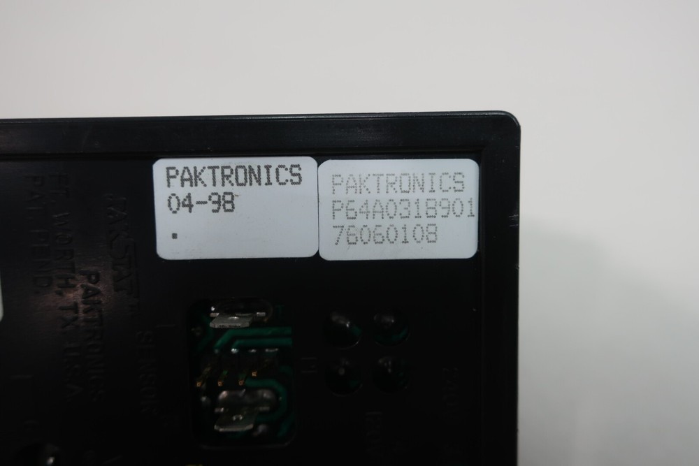 Paktronics P64A0318901 Thermostat