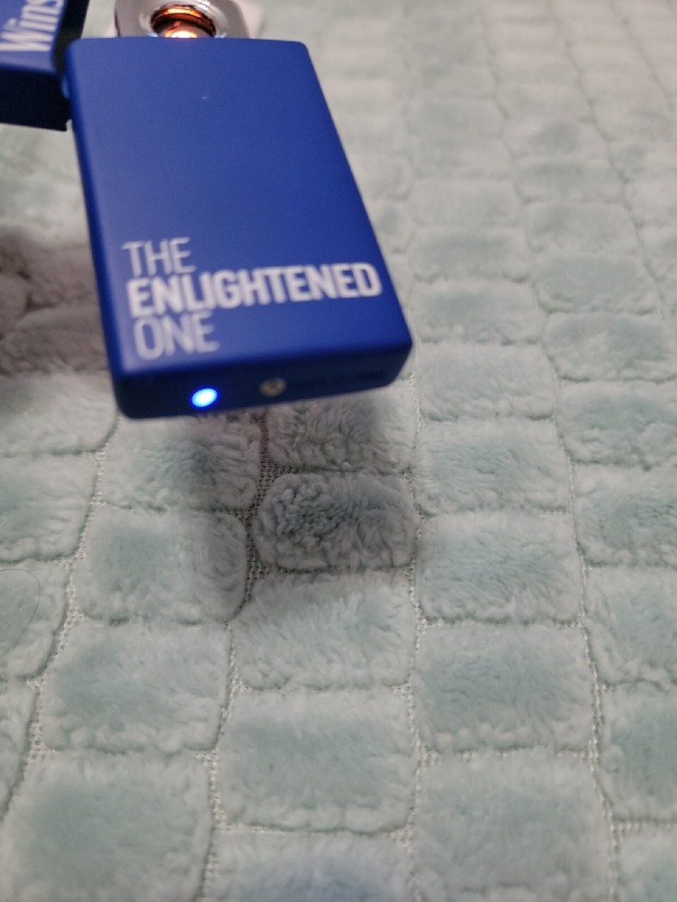 Winston Enlightened One Blue USB rechargeable Cigarette Lighter New