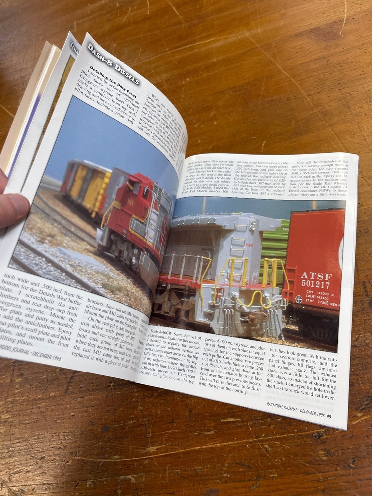 Railmodel Journal ~ December 1998 ~ Volume 10, No. 7 ~ Modeling from Prototype