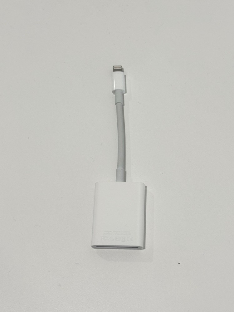 Apple Lightning to SD Card Camera Reader Adapter