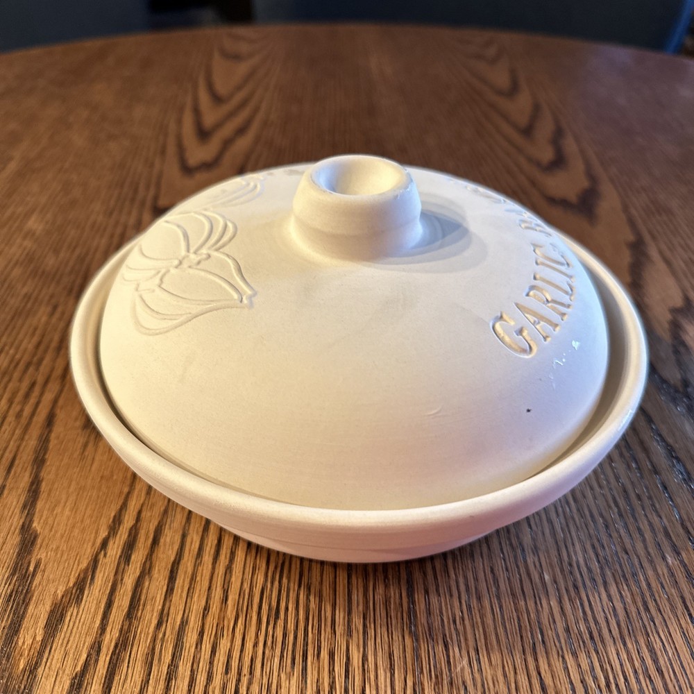 Superstone Sassafras Garlic Baker Ceramic 7.5”