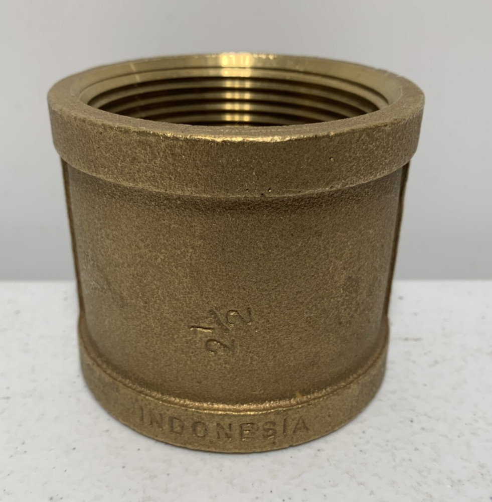 YIH Brass 2 1/2" FIP Coupling