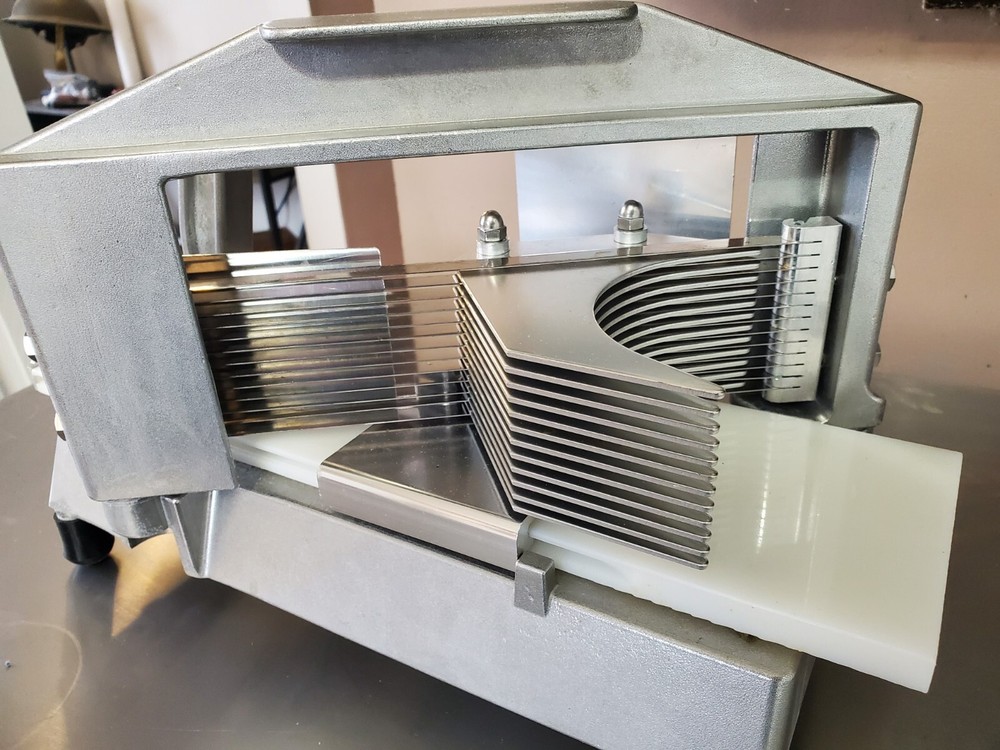 Kattex Tomato Slicer. 3/16"