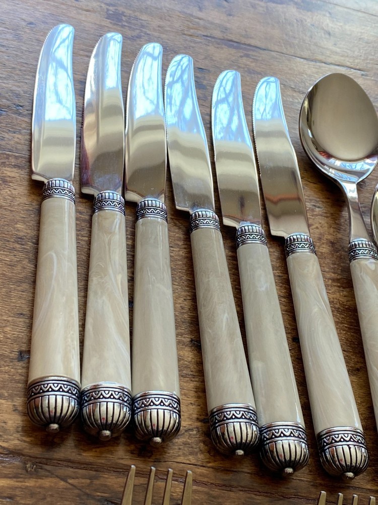 Cambridge Stainless Steel Flatware Cabaret Ivory Marbled Plastic Handle 30 PCS