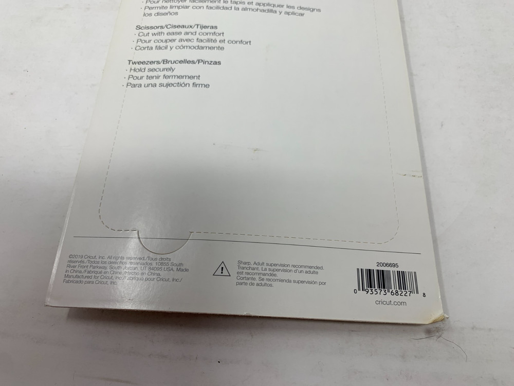 5 Pieces Cricut Basic Tool Set Spatula Weeder Scraper Scissors Tweezers