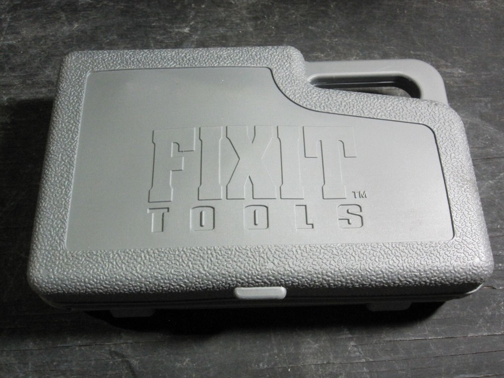 Fixit Tools Emergency Roadside Safety Kit -Jumper Cables/Sockets/Pliers NEW