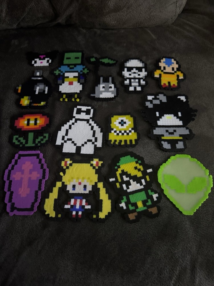 5 RANDOM KANDI BRACELETS + EXTRAS WITH EVERY ORDER