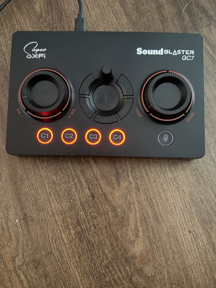 Creative Sound Blaster GC7 Game Streaming DAC Amp ft Programmable Buttons, Super