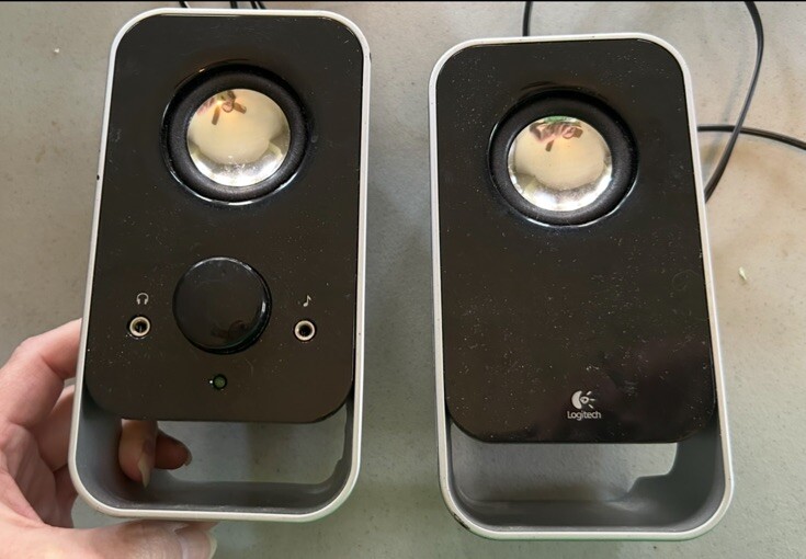 Logitech LS11 2.0 Stereo Speaker System- Portable Computer Speakers- Tested