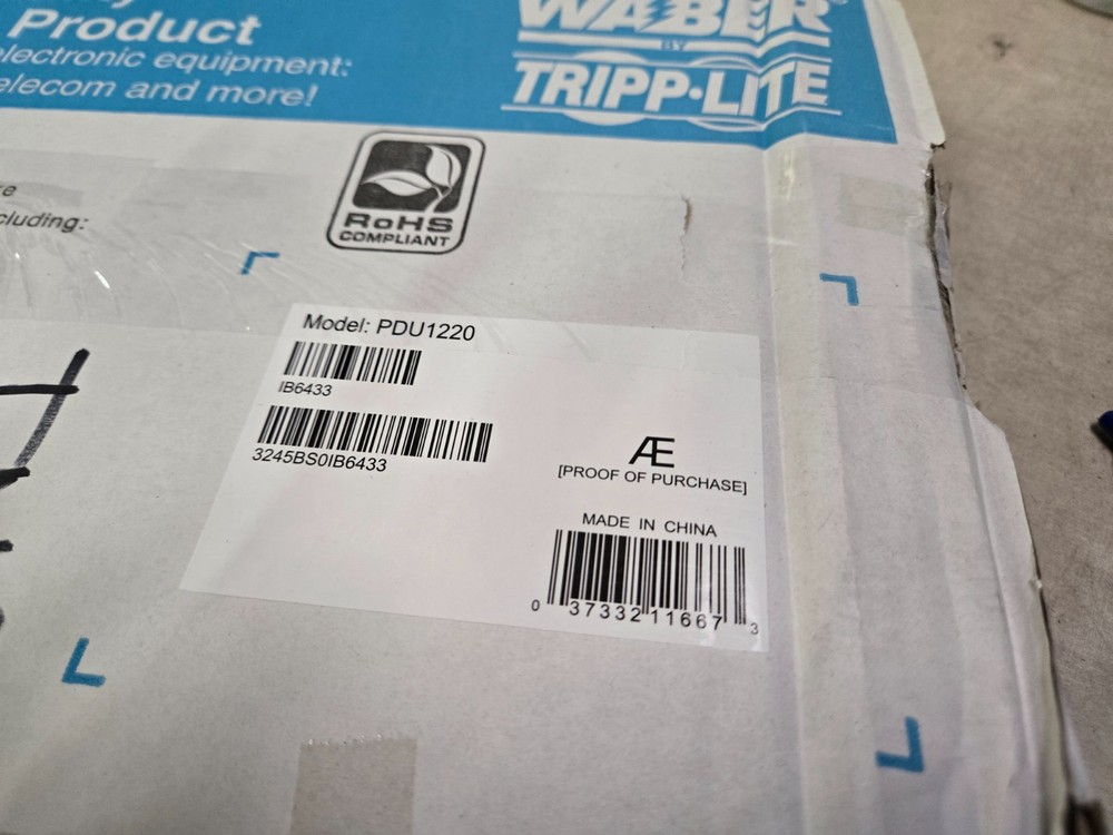 Tripp Lite Single-Phase Basic PDU1220 Power Distribution Unit NOB