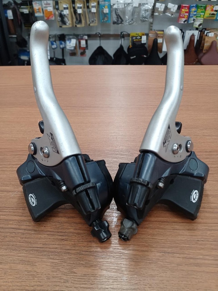 ST-M570 Integrated Leer