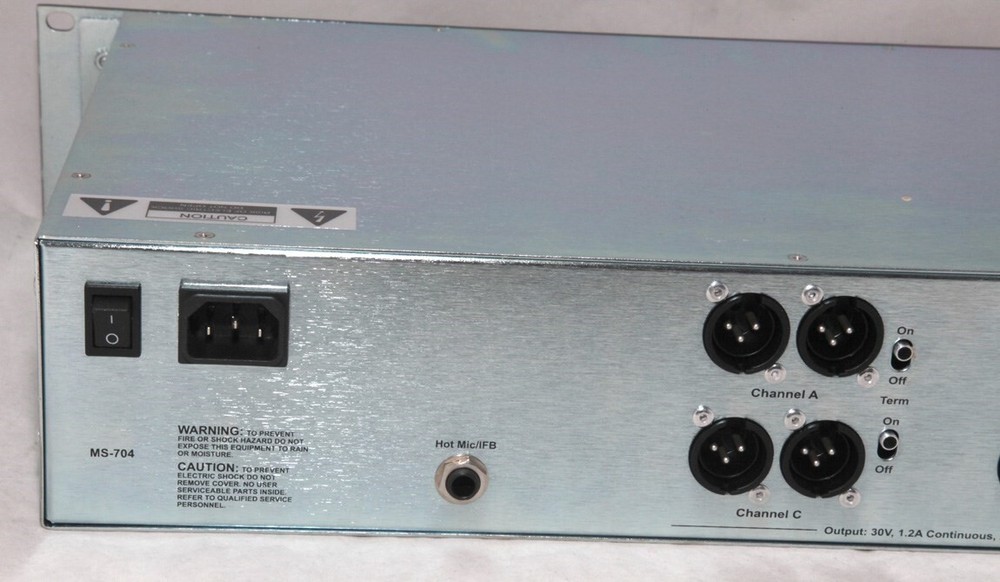 Clear-Com Clearcom 4CH 4 Channel Headset Main Station MS-704 Intercom Base 2RU