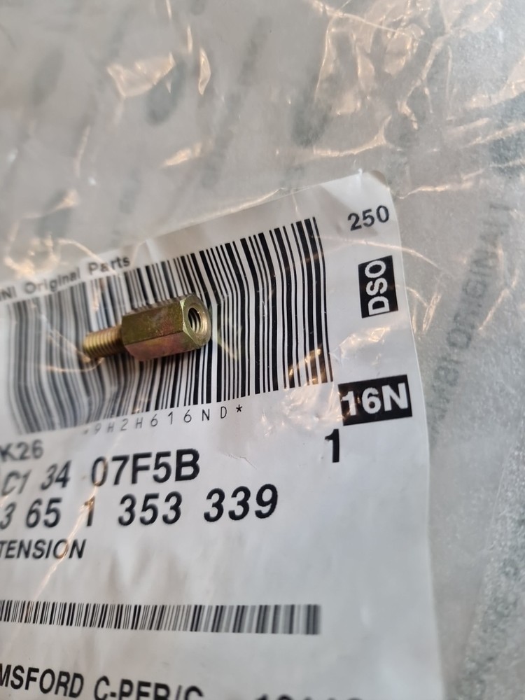 Genuine BMW Extension - 13651353339 - E30,E34,E30 M3,E34 M5