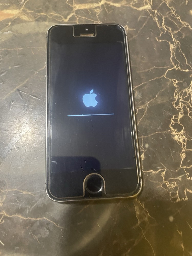Apple iPhone 5s Silver, Black, Space Gray A1533 Smartphone