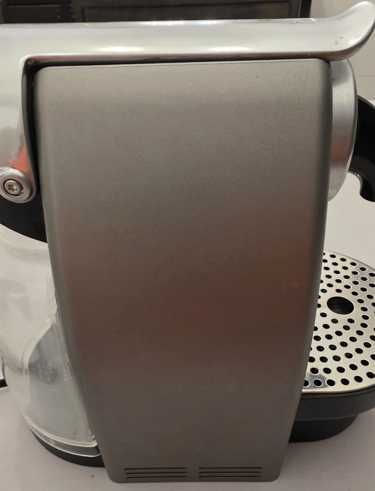 Nespresso Essenza Automatic C100 Espresso Machine Maker Black Tested