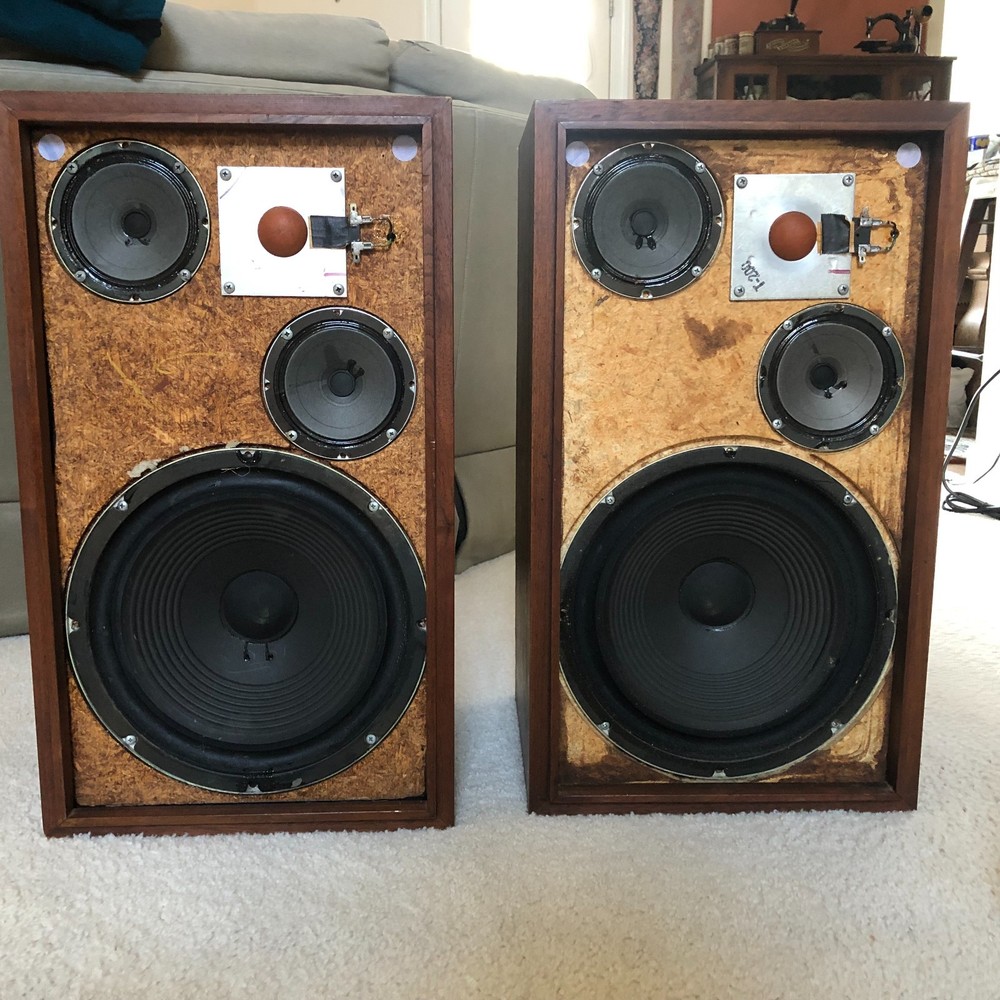 Fisher Xp-7 Speakers