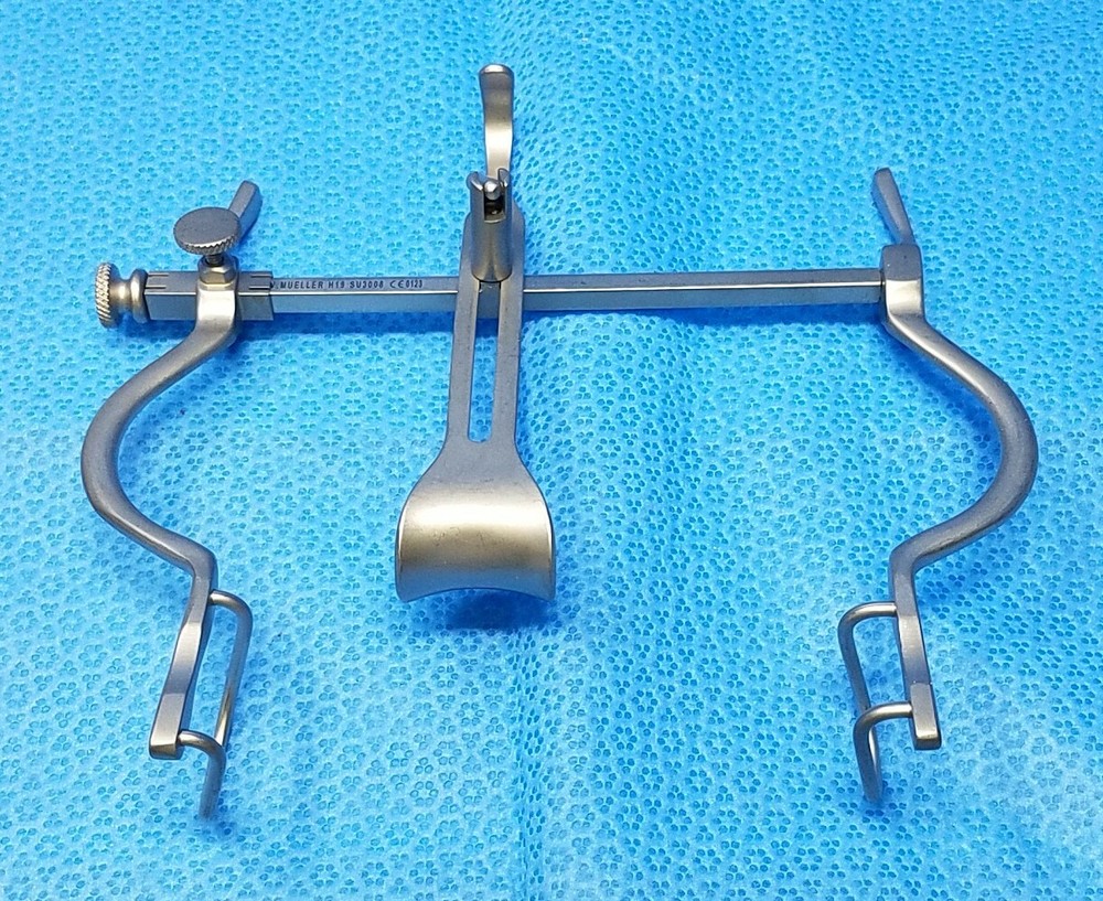 V. Mueller SU3008 Balfour Retractor