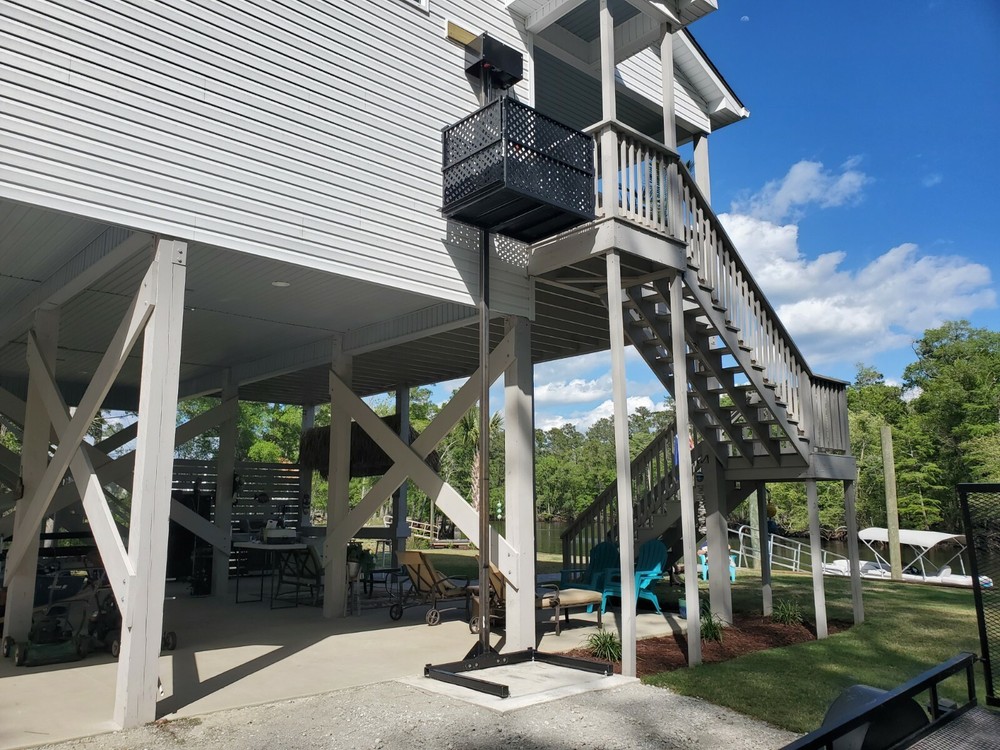 Wheelchair Platform Lift/Elevator - 18 ft