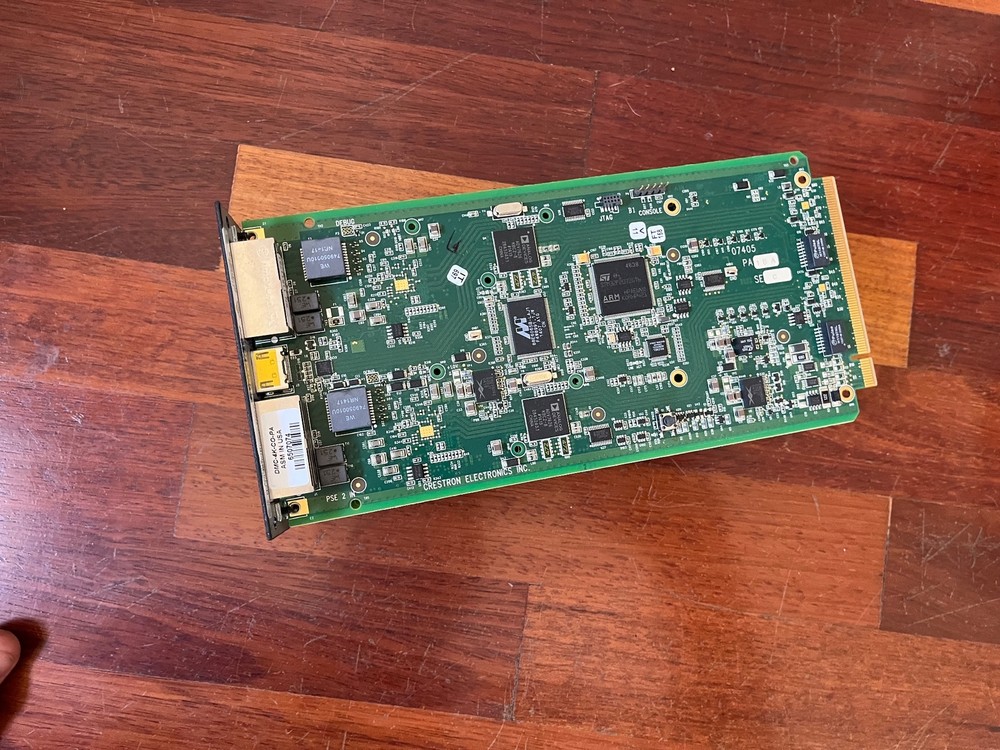 CRESTRON DMCO-8883 Module