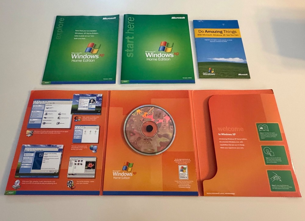 MICROSOFT Windows XP Home Edition Version 2002 with Product Key & XP Update Disc