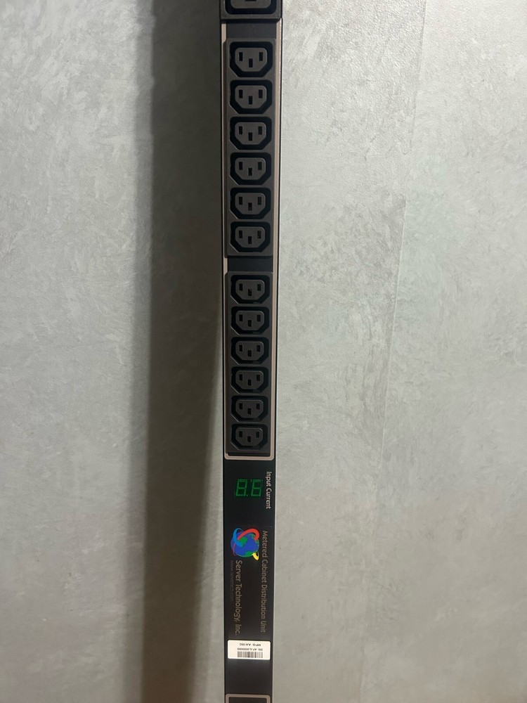 Server Technology STV-2001G Metered Rack PDU
