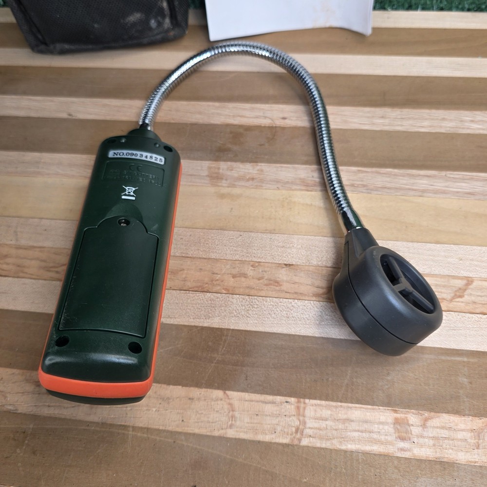 EXTECH INSTRUMENTS EZ30 EZFLEX THERMO-ANEMOMETER