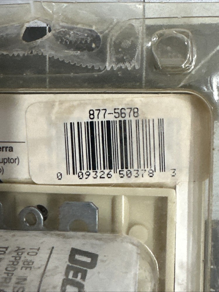 NOS Do It Best Grounding Switch & Outlet - 522414 Ivory