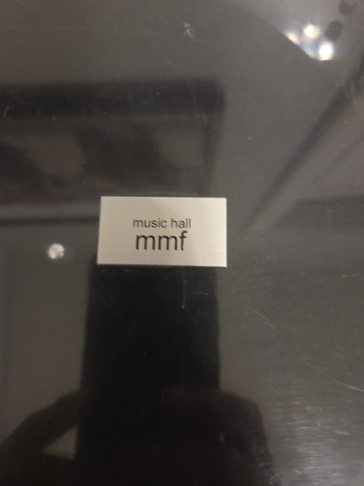 Music Hall MMF-2.2 TURNTABLE