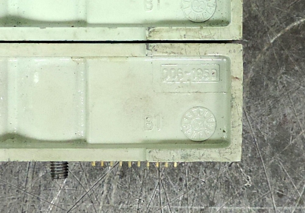 Numatics 006-195D Double Z Block Manifold