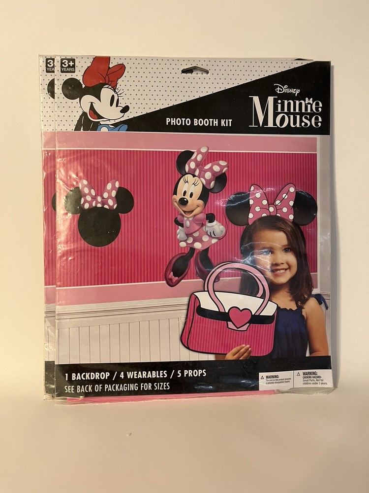 Vintage Minnie Mouse Photo Booth Kit