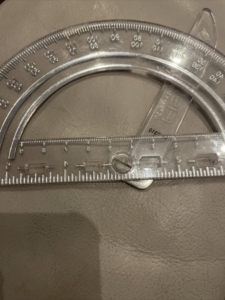 Fiskars Plastic Swing Arm 180° Protractor D UA0310