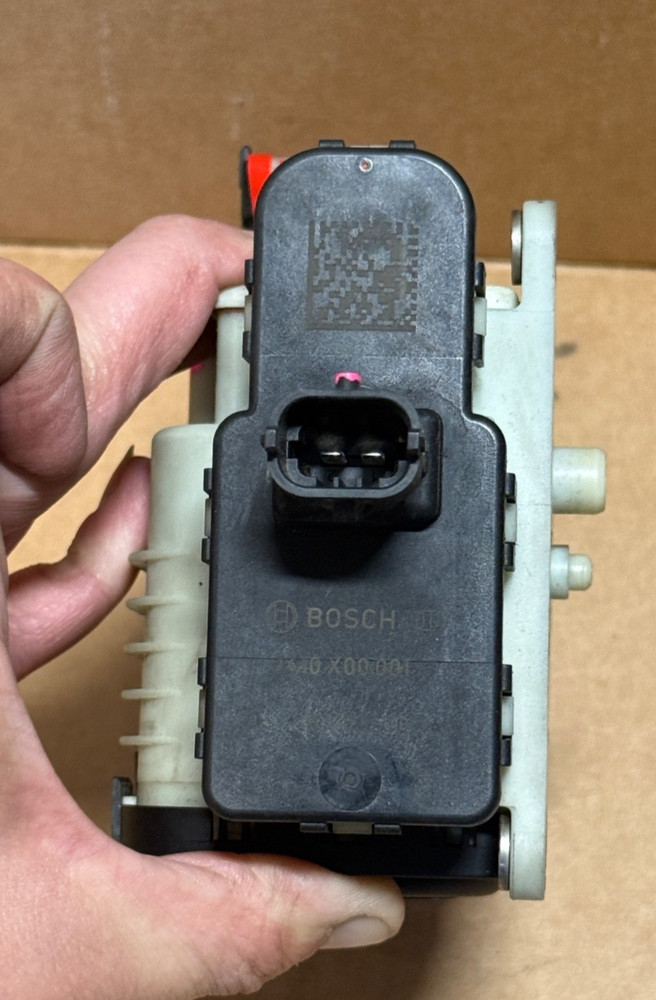 DEF Fluid Supply Pump Module 22902612