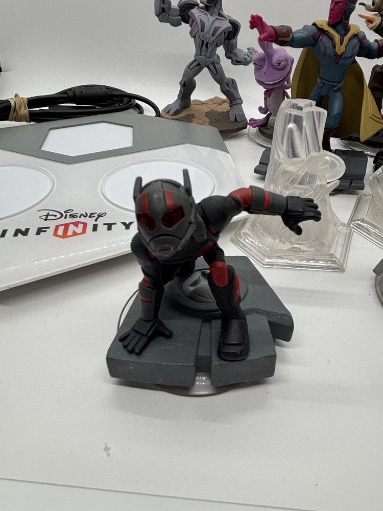 Disney Infinity Interactive Figures. Marvel