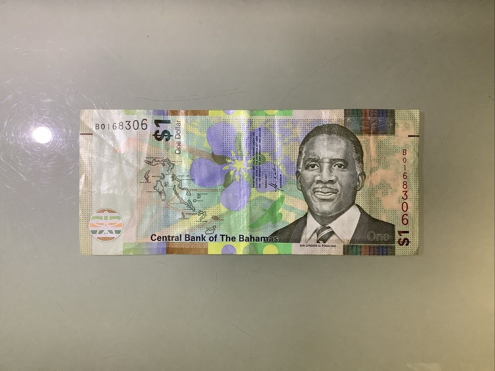 Bahamas 1 Dollar 2017 Circulated