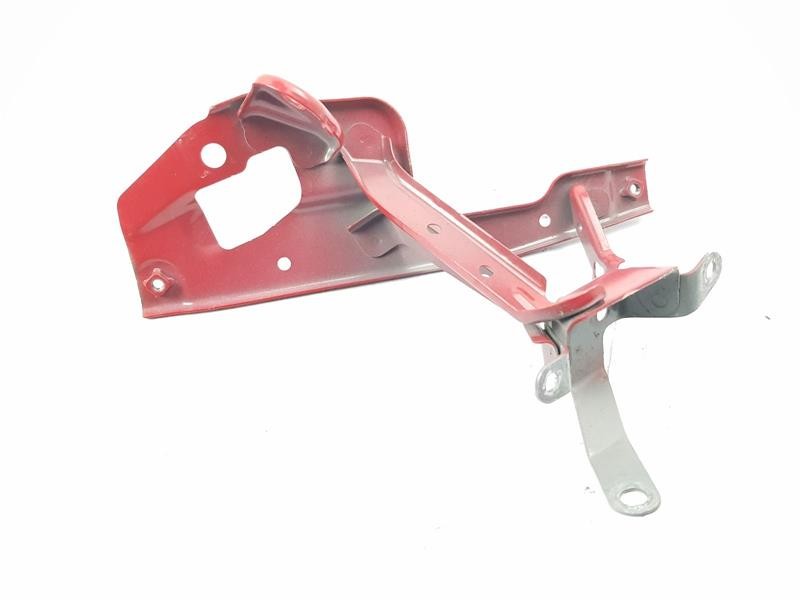 2017 HONDA JAZZ FRONT WING MOUNTING BRACKET RH DRIVER SIDE