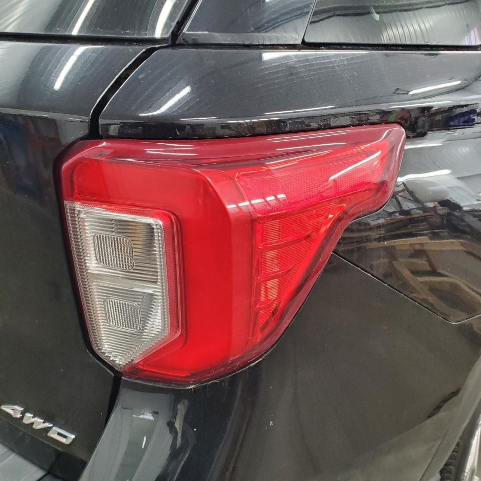 Camera/Projector Camera Windshield Mounted Fits 20-23 EXPLORER 1094018