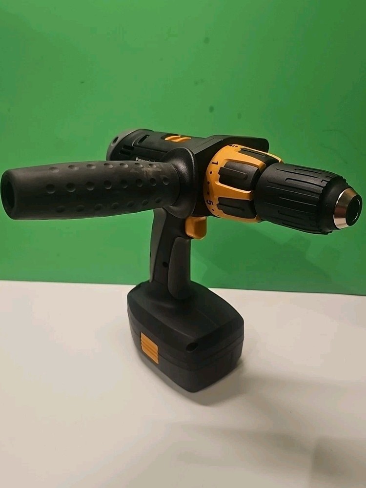 Panasonic EY6950 18V Volt 1/2" Hammer Drill Driver & Battery , Handle
