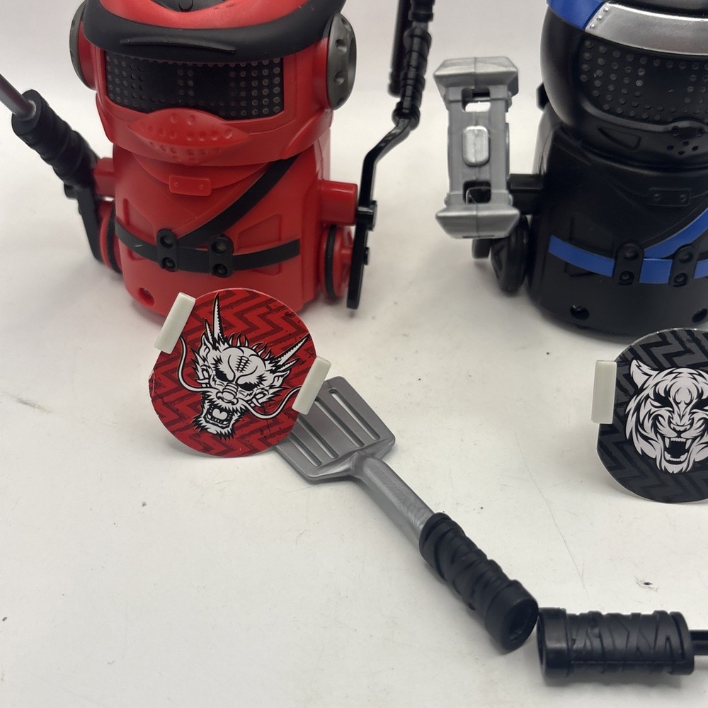 Spin Master Ninja Bots Battling Robots Red & Black 4" Tested W/ Weapons TESTED