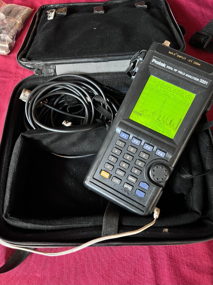 Protek 2GHz Field Signal Strength Analyzer Hand-Held RF 3201