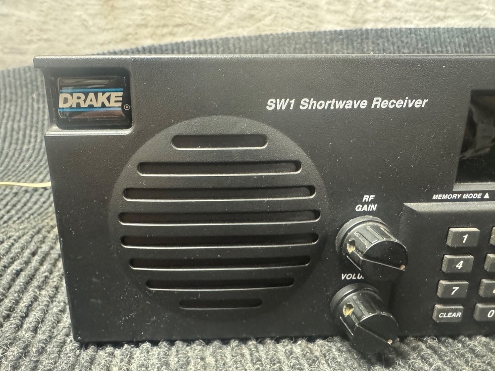 Drake SW1 Shortwave Receiver Good Condition Works!