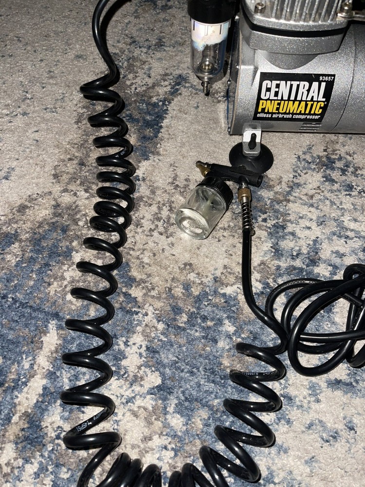 Central Pneumatic Makeup Airbrush Kit