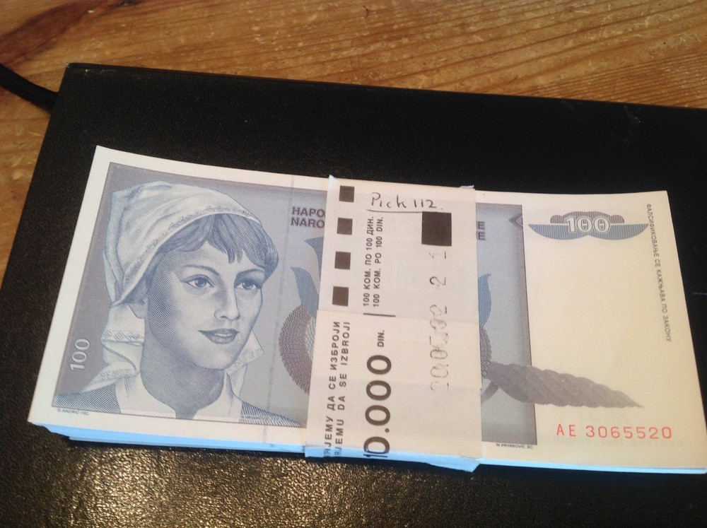 100 Yugoslavia Dinara banknote UNC dated 1992