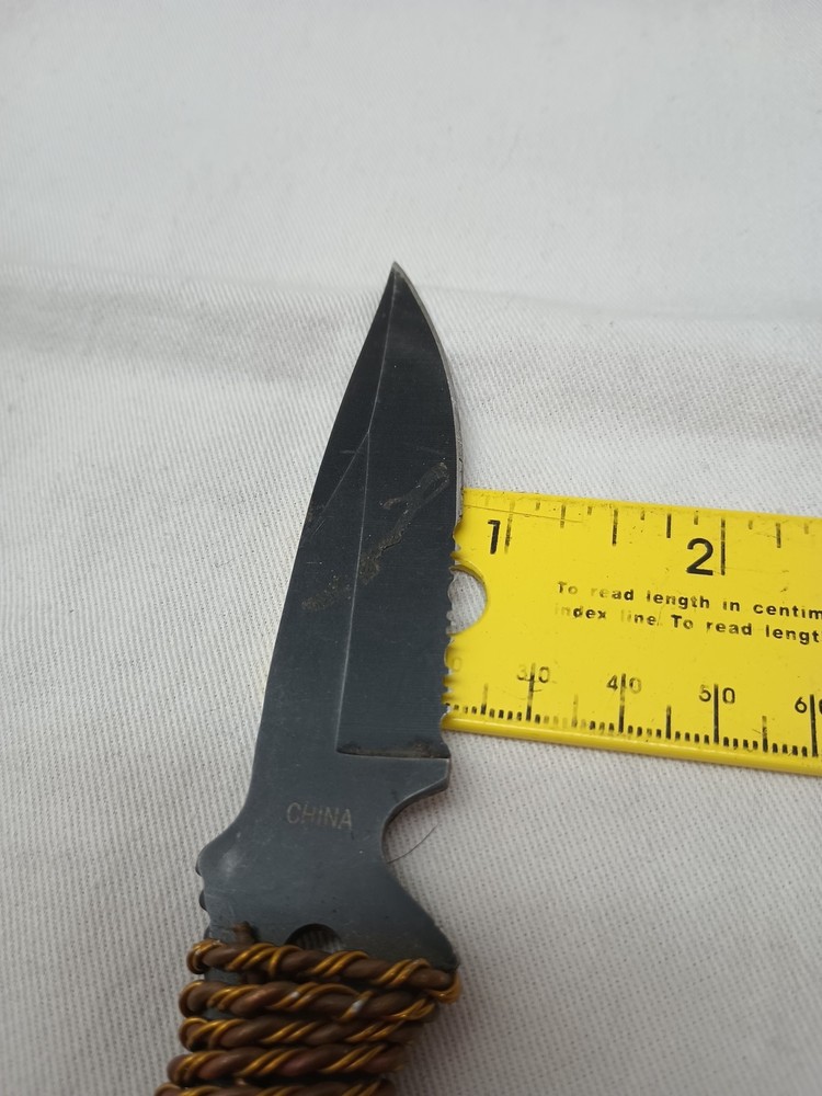 Uts Para Knife Fs Fixed Blade Knife Partial Serated