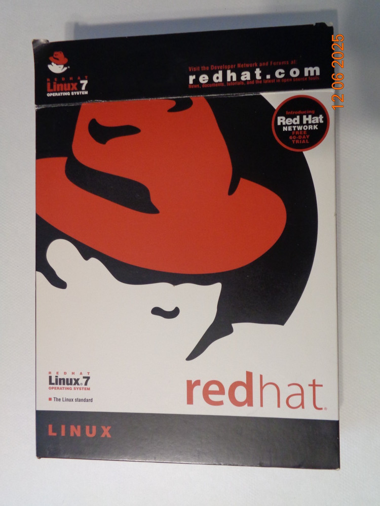 Red Hat Linux 7 Operating System Deluxe Workstation CD ROM - Open Box