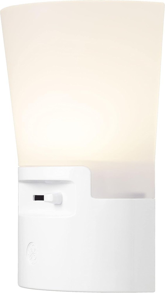Ultrabrite Dimmable LED Night Light Plug-In w/ Sensor Adjustable Brightness New