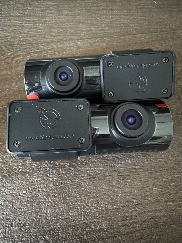 Blackvue RC200 Dash Camera Pair MINT! Cameras only