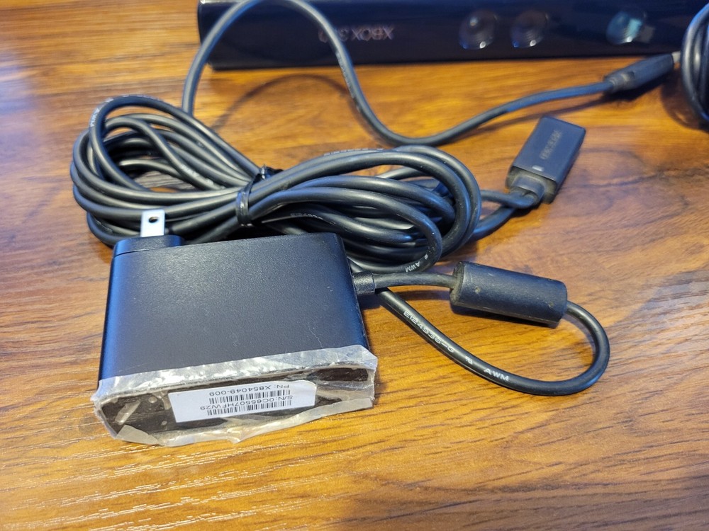 OEM Microsoft Xbox 360 Kinect Sensor Model 1414 With Power Adapter- Black TESTED