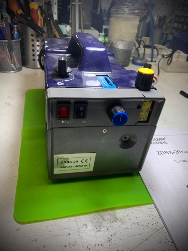 automatic wire stripper/cutter machine