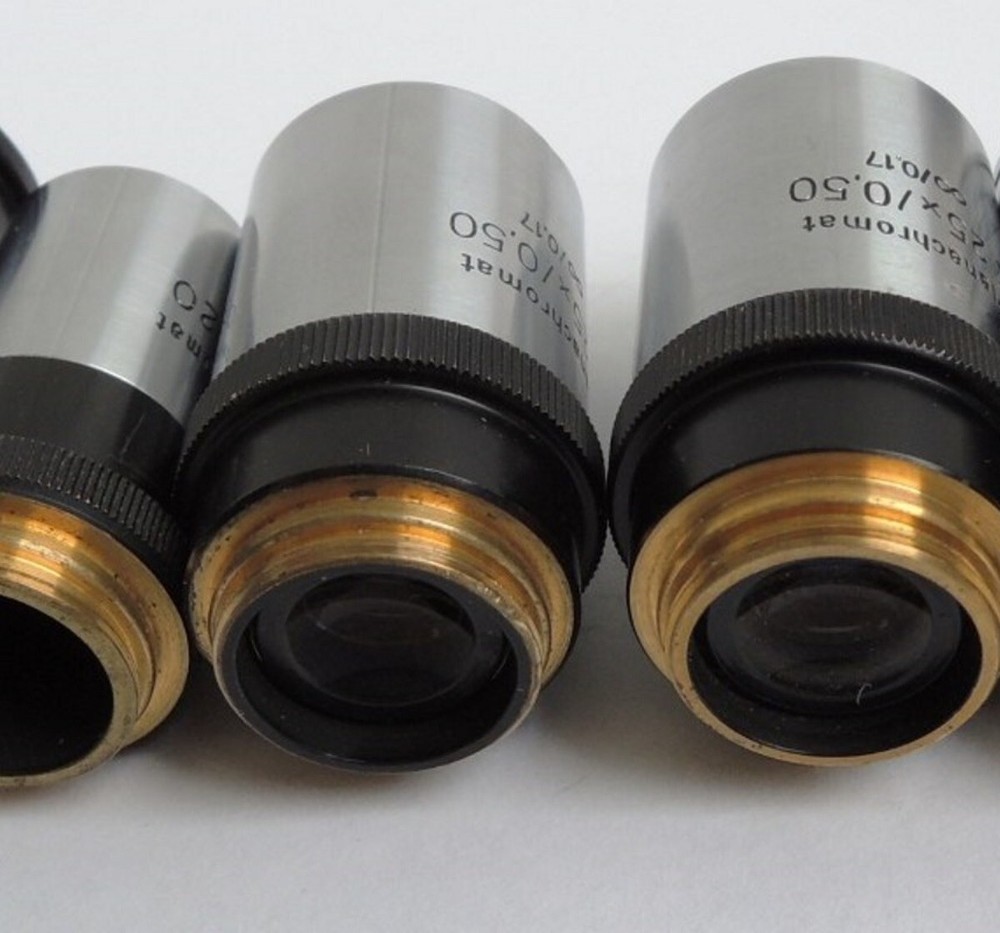 Carl Zeiss Jena Planachromate microscope objective E10. E25
